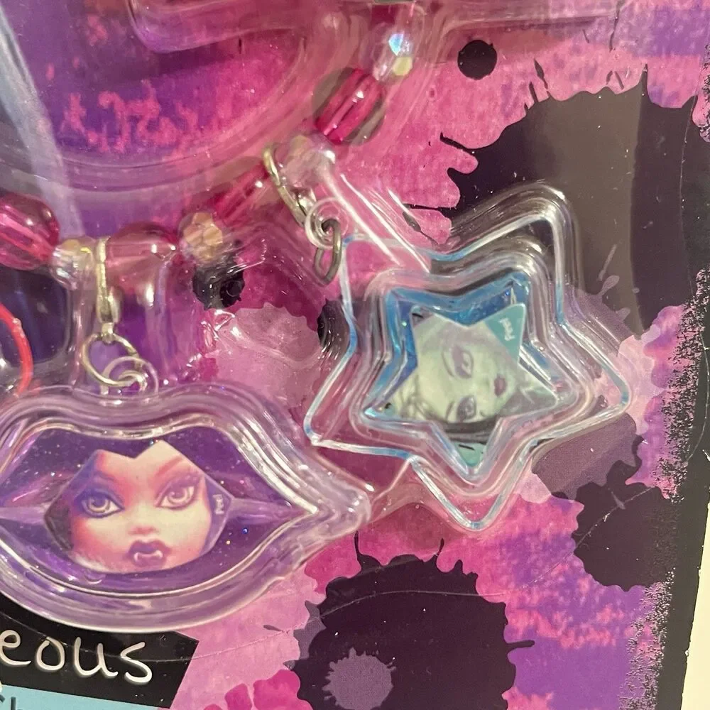 Monster High Ghoulicious Voltageous Lip Gloss Charm Bracelet Set Mattel 2015